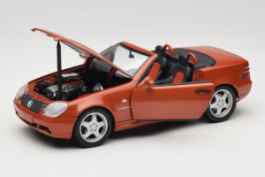 Mercedes SLK R170 230 AMG Orange Metallic Minichamps 1:18 B66005227 Kovina – slika 2 od 9