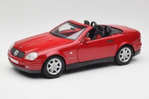 Mercedes SLK 230 R170 Rdeč Maisto 1:18 56023 Kovina