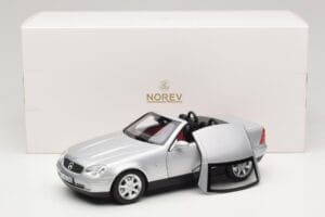 Mercedes SLK R170 Brilliant Silver Norev 1:18 183020 Kovina – slika 9 od 9
