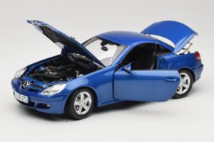 Mercedes SLK R171 Blue Metallic Minichamps 1:18 100033131 Kovina – slika 3 od 11