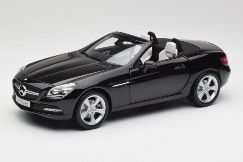 Mercedes SLK R172 Magnetite Črn Minichamps 1:18 B66960514 Kovina