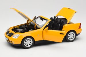Mercedes SLK200 R170 Rumen Norev 1:18 B66040713 Kovina – slika 2 od 9