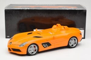 Mercedes SLR McLaren C199 Stirling Moss AMG Solarbeam Metallic Minichamps 1:18 100038400 Kovina – slika 8 od 8