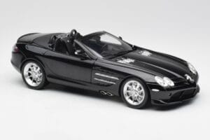 Mercedes SLR McLaren Roadster R199 Crystal Galaxit Črn Minichamps 1:18 B66961004 Kovina – slika 6 od 8