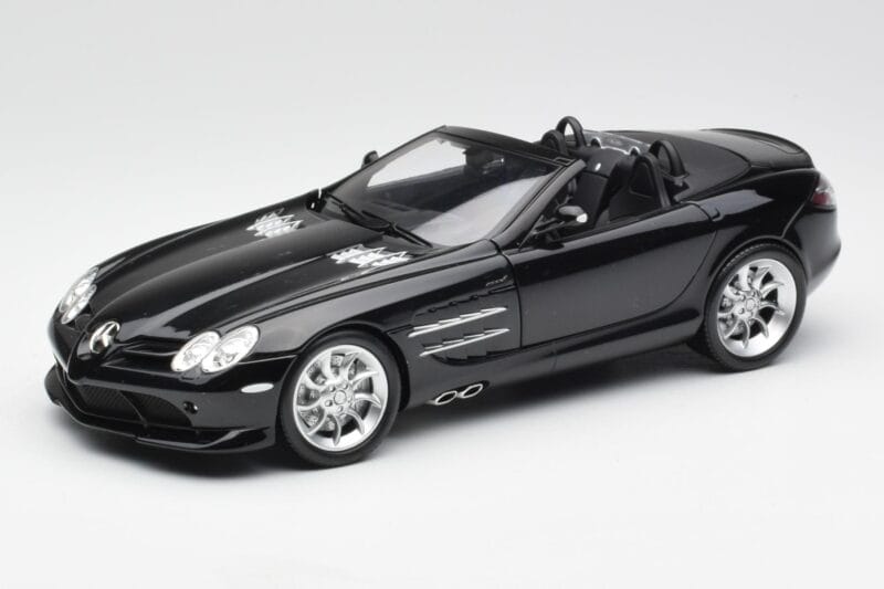 Mercedes SLR McLaren Roadster R199 Crystal Galaxit Črn Minichamps 1:18 B66961004 Kovina