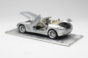 Mercedes SLR Vision Roadster Liquid Srebrna Maisto 1:18 B66963208 Kovina – slika 5 od 8