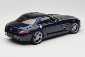 Mercedes SLS AMG C197 Blue Metallic Minichamps 1:18 100039021 Kovina – slika 3 od 8