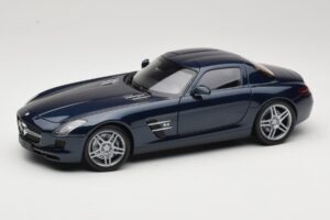 Mercedes SLS AMG C197 Blue Metallic Minichamps 1:18 100039021 Kovina