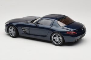 Mercedes SLS AMG C197 Blue Metallic Minichamps 1:18 100039021 Kovina – slika 7 od 8