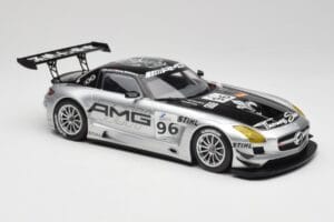 Mercedes AMG SLS C197 GT3 Team AMG China #96 M. Hakkinen / C. Cheng Zhuhai 6th 2011 Minichamps 1:18 151113196 Kovina – slika 4 od 6