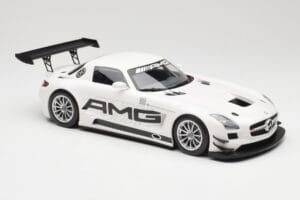 Mercedes AMG SLS C197 GT3 Street Bel Minichamps 1:18 151123107 Kovina – slika 4 od 6