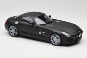 Mercedes SLS AMG C197 Matte Black Minichamps 1:18 100039027 Kovina – slika 6 od 8