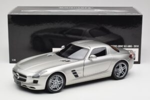 Mercedes SLS AMG C197 Matt Srebrn Minichamps 1:18 100039029 Kovina – slika 8 od 8