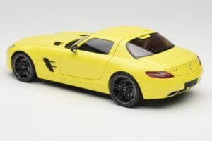 Mercedes SLS AMG C197 Rumen Minichamps 1:18 100039022 Kovina – slika 7 od 8