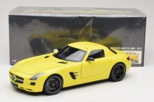 Mercedes SLS AMG C197 Rumen Minichamps 1:18 100039022 Kovina – slika 8 od 8
