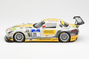 Mercedes SLS AMG GT3 #21 Rowe Racing Arnold / Roloff / Seyffarth / Jäger ADAC 24 Hours Nürburgring 2013 Minichamps 1:18 15113 – slika 3 od 6
