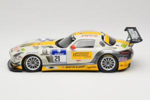 Mercedes SLS AMG GT3 #21 Rowe Racing M. Hartung / N. Heyer ADAC 24 Hours Nurburgring 2013 Minichamps 1:18 151133121 Kovina – slika 3 od 6