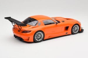 Mercedes SLS AMG GT3 C197 Street Oranžna Minichamps 1:18 151113105 Kovina – slika 2 od 6