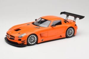 Mercedes SLS AMG GT3 C197 Street Oranžna Minichamps 1:18 151113105 Kovina