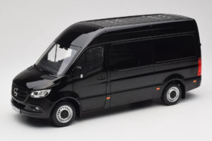 Mercedes Sprinter Črn Norev 1:18 183041 Kovina