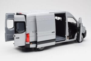 Mercedes Sprinter W907 Srebrna Norev 1:18 183424 Kovina – slika 2 od 8