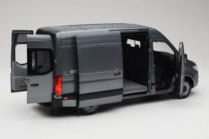 Mercedes Sprinter W907 Dostavno Vozilo Selenite Grey Metallic Norev 1:18 B66004163 Kovina – slika 2 od 8