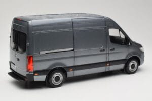 Mercedes Sprinter W907 Dostavno Vozilo Selenite Grey Metallic Norev 1:18 B66004163 Kovina – slika 3 od 8