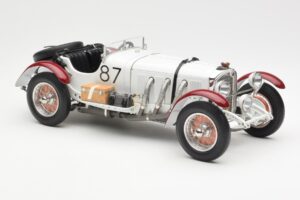 Mercedes SSKL R. Caracciola / W. Sebastian Mille Miglia Winner 1931 CMC 1:18 M-055 Kovina – slika 4 od 6