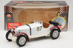Mercedes SSKL #87 R. Caracciola Mille Miglia 1931 Bburago 1:18 3202 Kovina – slika 6 od 6