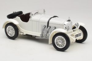 Mercedes SSKL Bel 1931 Bburago 1:18 3002-M2 Kovina – slika 4 od 6