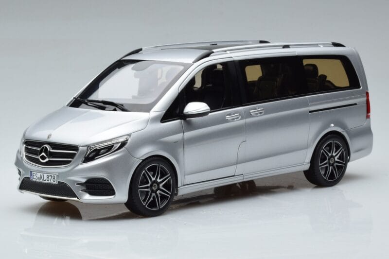 Mercedes V-Class V260 AMG Line Srebrna Norev 1:18 183871 Kovina