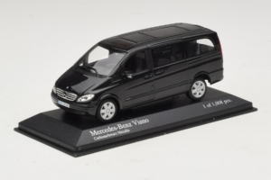 Mercedes Viano Črn Minichamps 1:43 400032210 Kovina – slika 2 od 4
