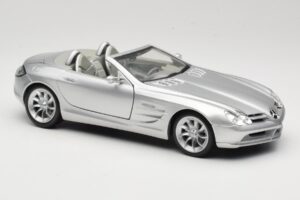 Mercedes Vision SLR Roadster Srebrn Maisto 1:18 B66962107 Kovina – slika 6 od 8