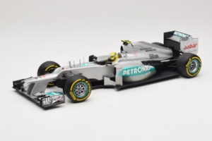 Mercedes W03 #8 N. Rosberg Mercedes AMG Petronas 2012 Minichamps 1:18 110120008 Kovina