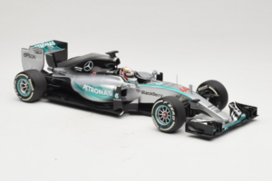 Mercedes W06 #44 L. Hamilton F1 World Champion 2015 Dealer Edition Minichamps 1:18 B66960539 Kovina – slika 4 od 7