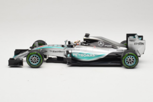 Mercedes W06 #44 L. Hamilton Mercedes AMG Petronas United States Grand Prix Winner World Champion 2015 Minichamps 1:18 110150 – slika 3 od 7