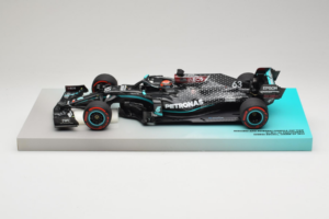 Mercedes W11 #63 G. Russell Mercedes AMG Petronas Sakhir Grand Prix 2020 Minichamps 1:18 113201663 Smola