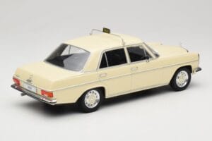 Mercedes W115 Bež Taxi MCG 1:18 MCG18055 Kovina – slika 2 od 6
