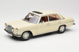 Mercedes W115 Strich 8 Kremna Sun Star 1:18 4581 Kovina