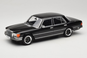 Mercedes W116 Črna MCG 1:18 MCG18551 Kovina