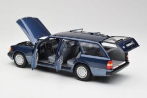 Mercedes 300D W124 T-Modell Nautical Modra Norev 1:18 183962 Kovina – slika 5 od 8