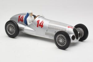 Mercedes W125 #14 Daimler-Benz AG M. von Brauchitsch 2nd Place German GP 1937 Minichamps 1:18 155373114 Kovina – slika 4 od 6