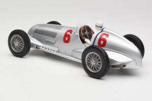 Mercedes W125 #6 Daimler-Benz AG R. Caracciola 2nd Place Eifel Race Nurburgring 1937 Minichamps 1:18 155373106 Kovina – slika 5 od 6