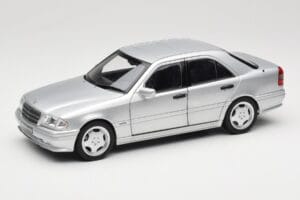 Mercedes C36 AMG W202 Silver Metallic Norev 1:18 183380 Kovina