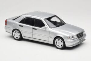 Mercedes C36 AMG W202 Silver Metallic Norev 1:18 183380 Kovina – slika 6 od 8