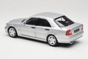 Mercedes C36 AMG W202 Silver Metallic Norev 1:18 183380 Kovina – slika 7 od 8