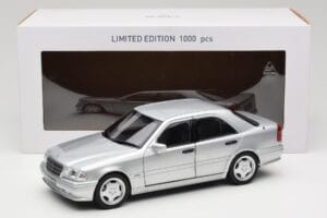 Mercedes C36 AMG W202 Silver Metallic Norev 1:18 183380 Kovina – slika 8 od 8