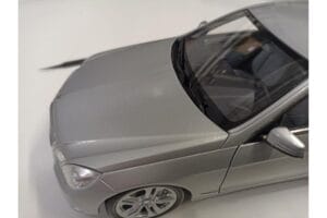 Mercedes E-razred W212 Avantgarde Iridium Srebrn Lak Izdaja 1 Minichamps 1:18 B66960212-D1 Kovina – slika 8 od 11