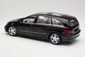 Mercedes R-Class W251 Obsidian Črna Minichamps 1:18 150034601 Kovina – slika 7 od 8