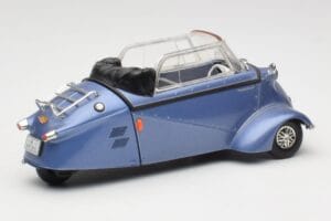 Messerschmitt KR201 Roadster Modra Revell 1:18 08966 Kovina – slika 3 od 8